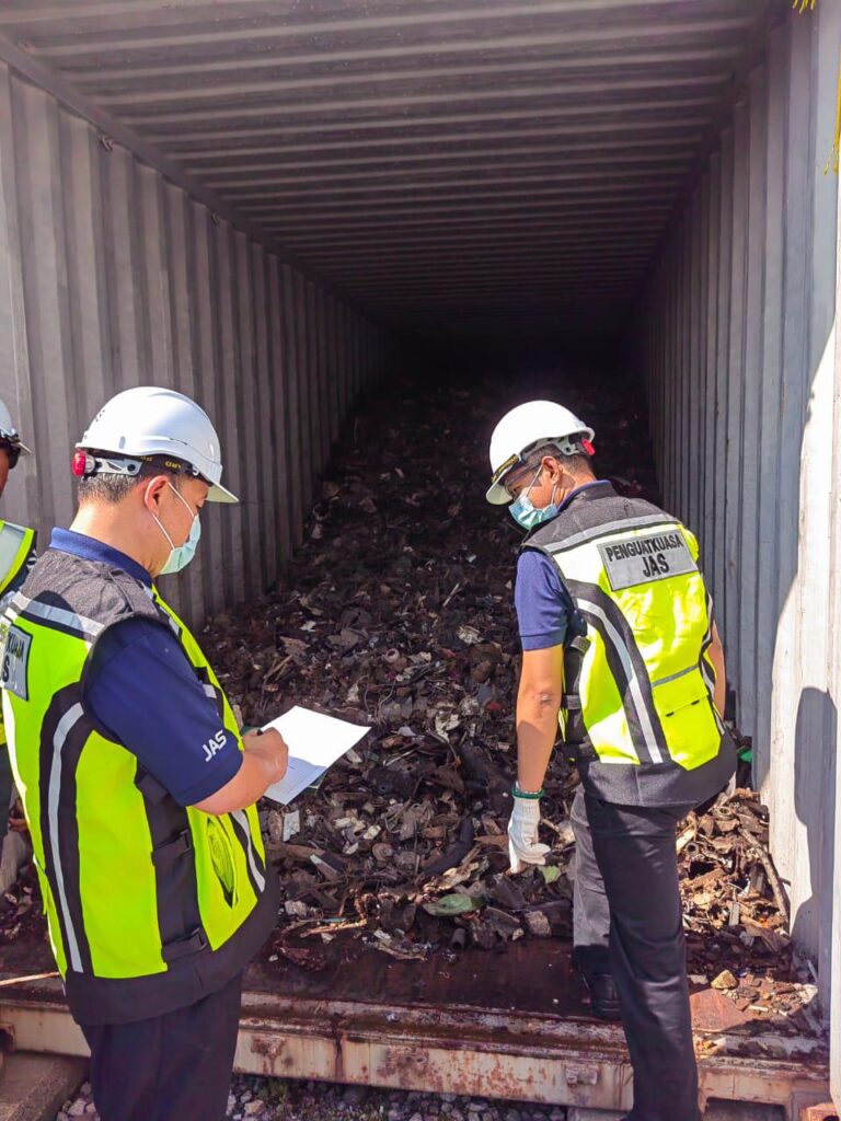 ppg kontena sampah 768x1024 1