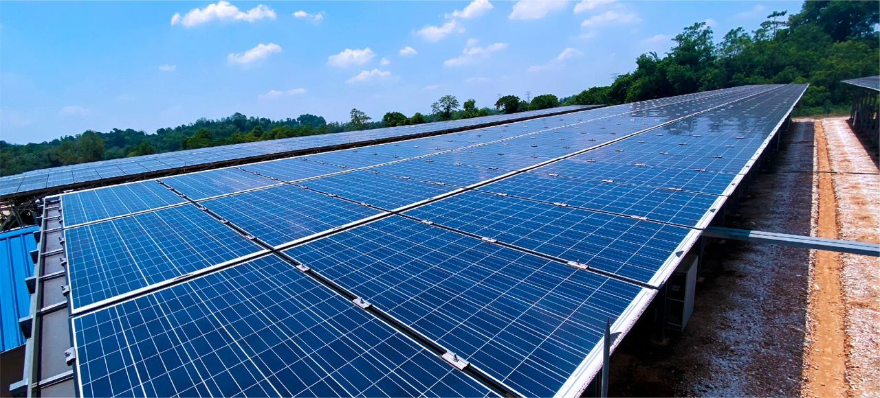 ladang solar.jpg13