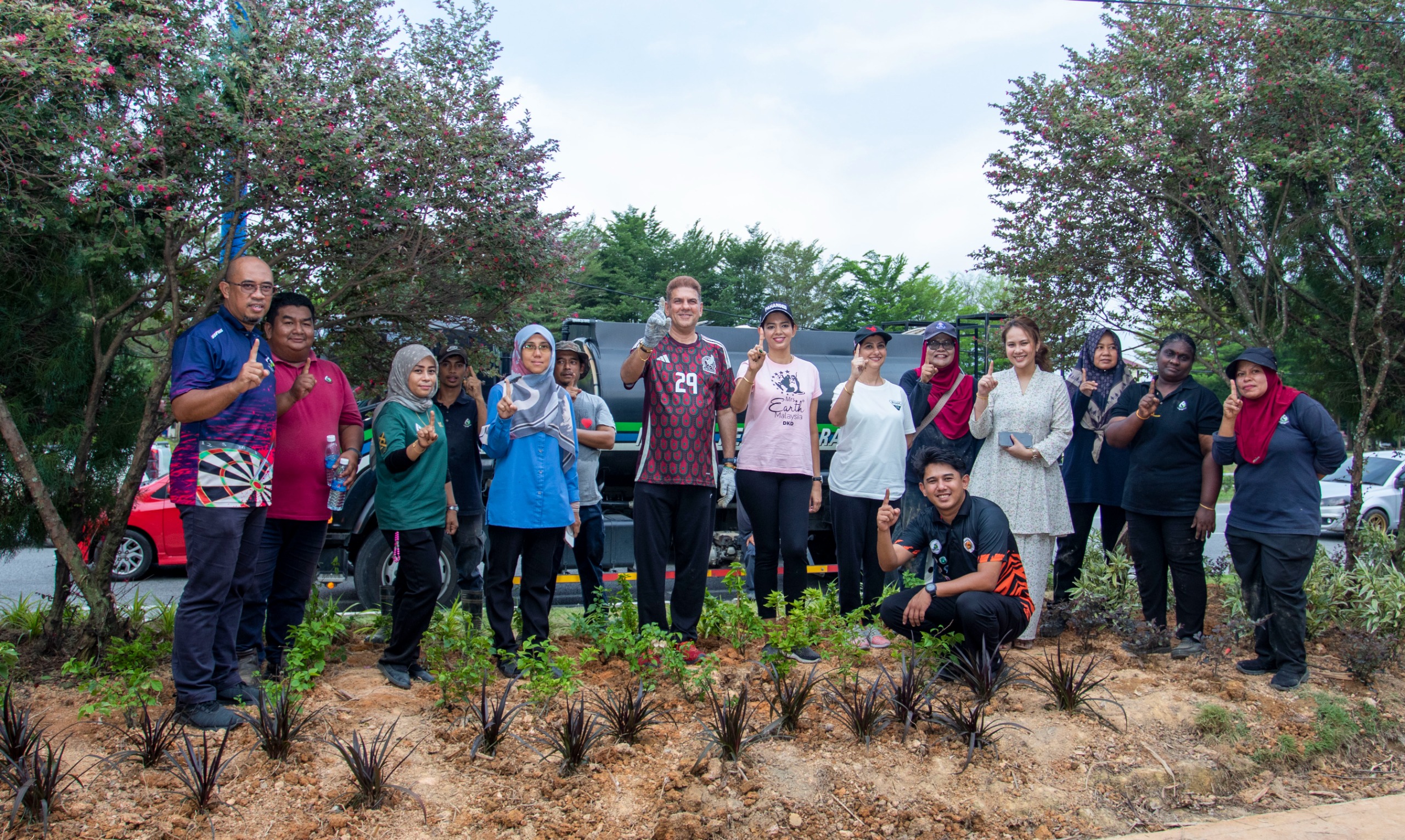 Tanam 500 pokok