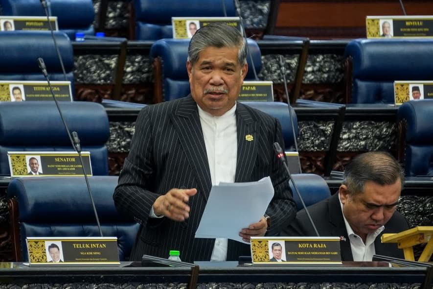 Mohamad ketika sesi pertanyaan menteri di dewan rakyat hari ini