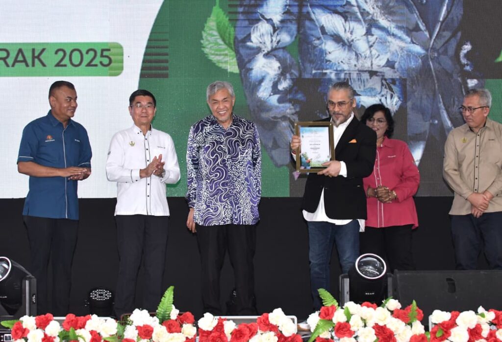 Awie duta 1024x699 1