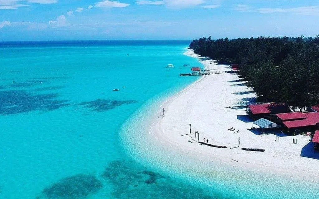 Ac6705f8 e076 4a9e a06a 07f9a8be10ea pulau mengalum fb 250726